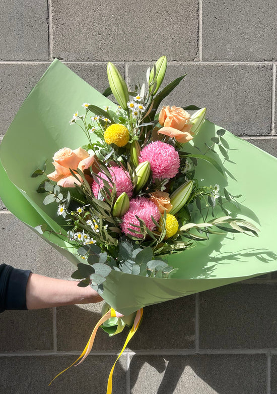 Flowers: Spring: Sorbet Bouquet